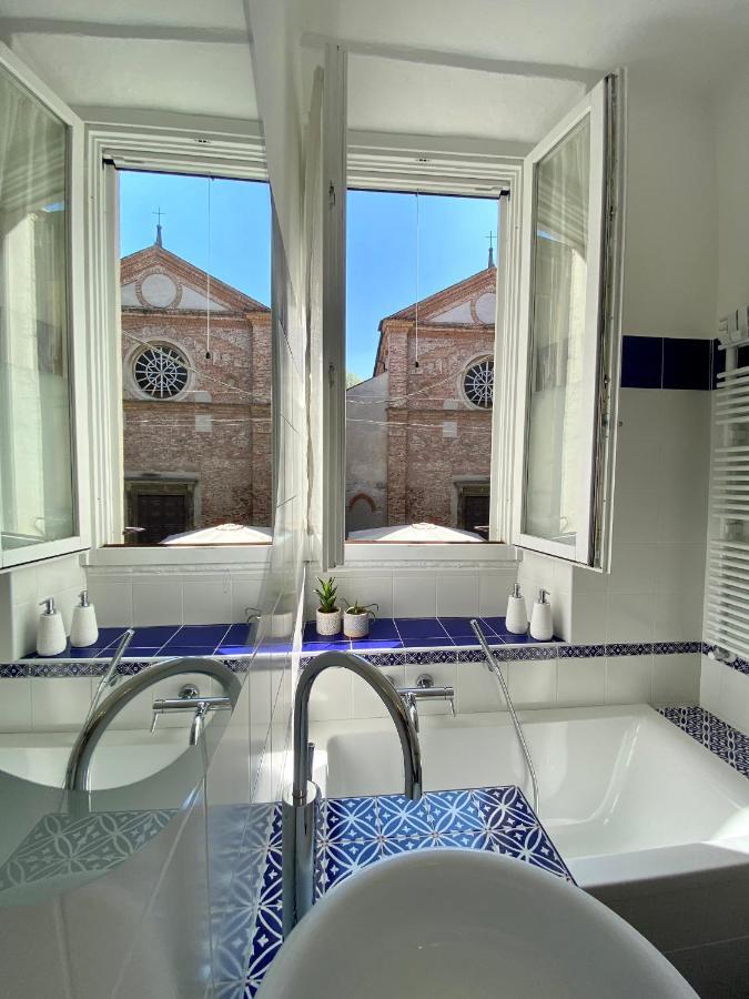 Wanderlust Splendido Appartamento In Centro Pavia Kültér fotó